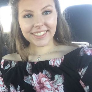 Meet your Posher, Abby